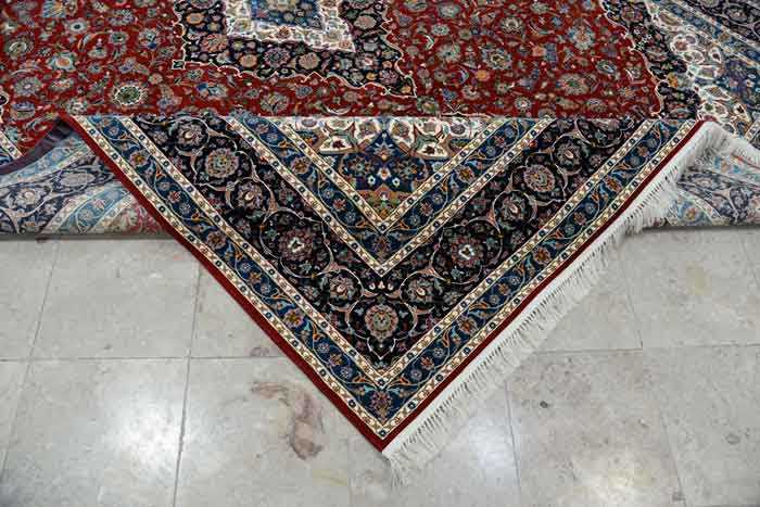 تغییررنگ فرش